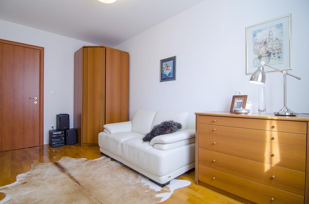 Harmony Apartment Split Exterior photo